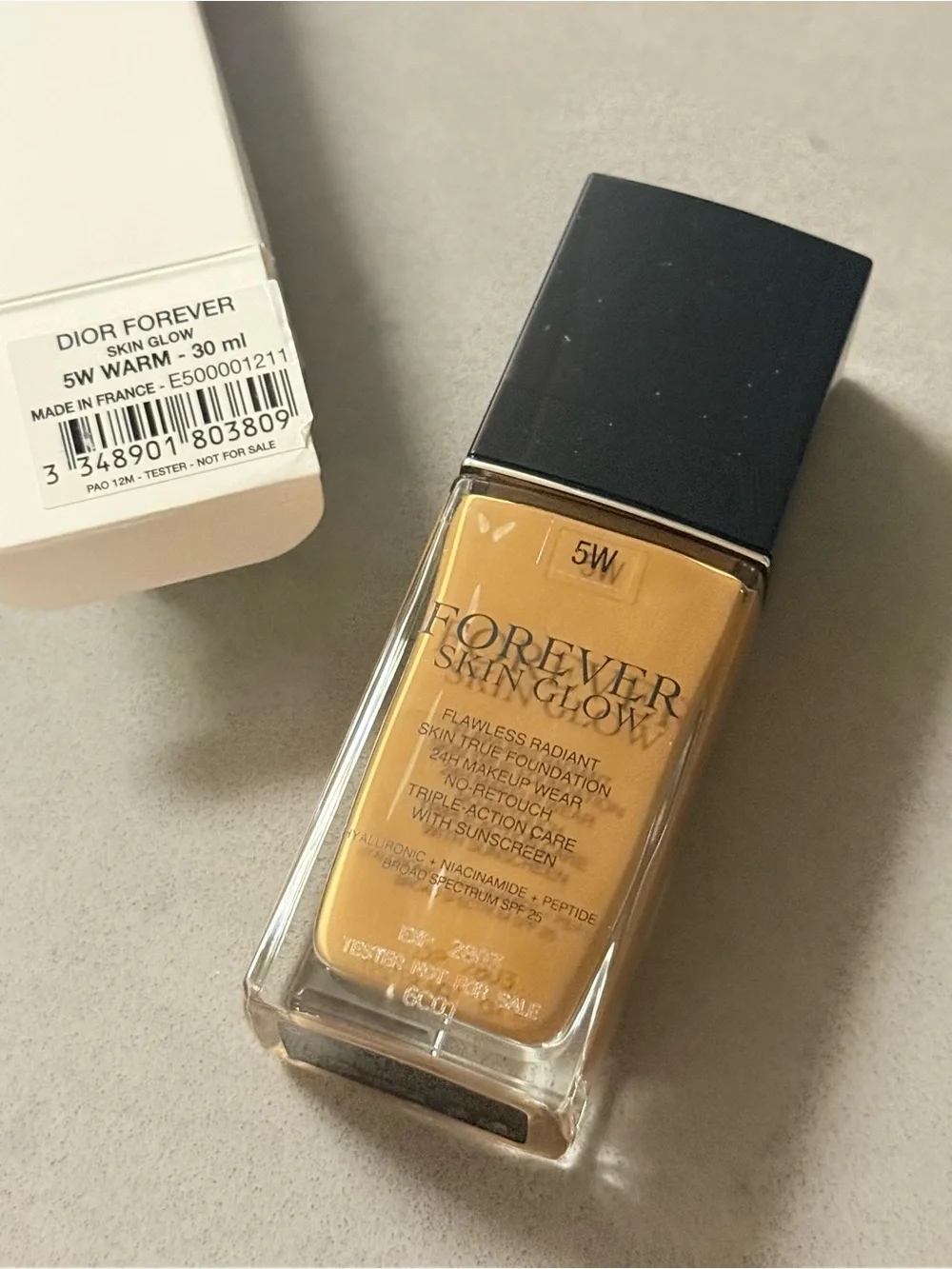 5W Dior Forever Skin Glow Foundation